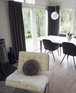 Hotellgardin sammetsgardin Mörkgrå, måttillverkad