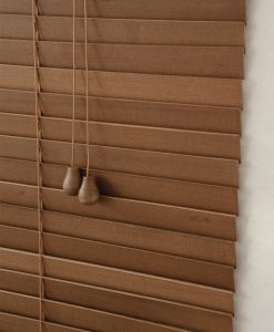 Träpersienn, lamellbredd 27 mm, körsbär, 130 cm höjd