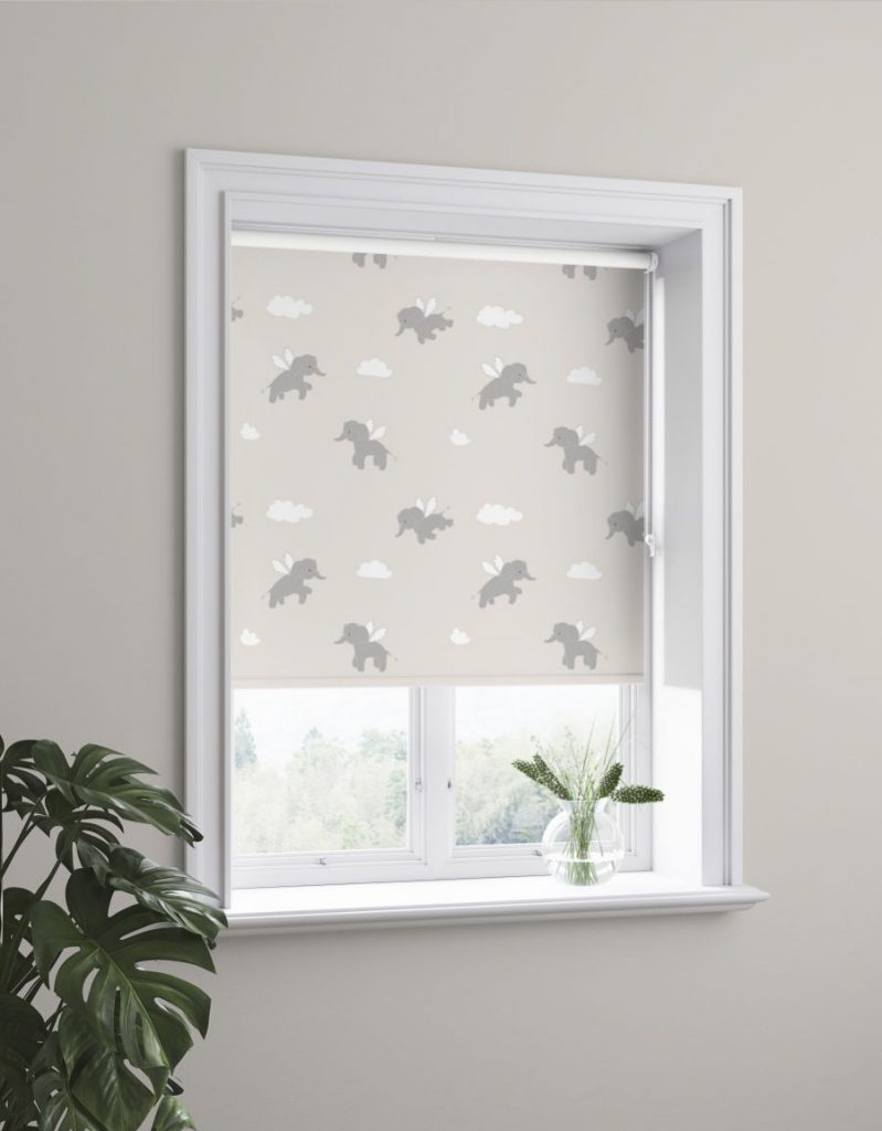 Elephant mörkläggande barnrullgardin, beige