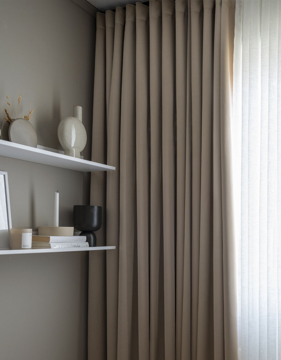 Gardin Stilla, beige, extra hög & bred