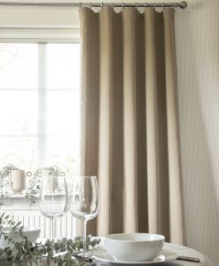 gardin svala i återvunnet material, mörkläggande, beige